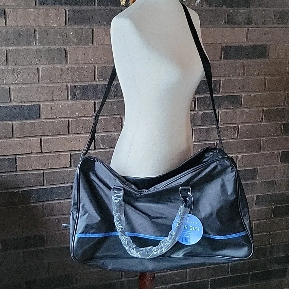 Perry Ellis perry ellis